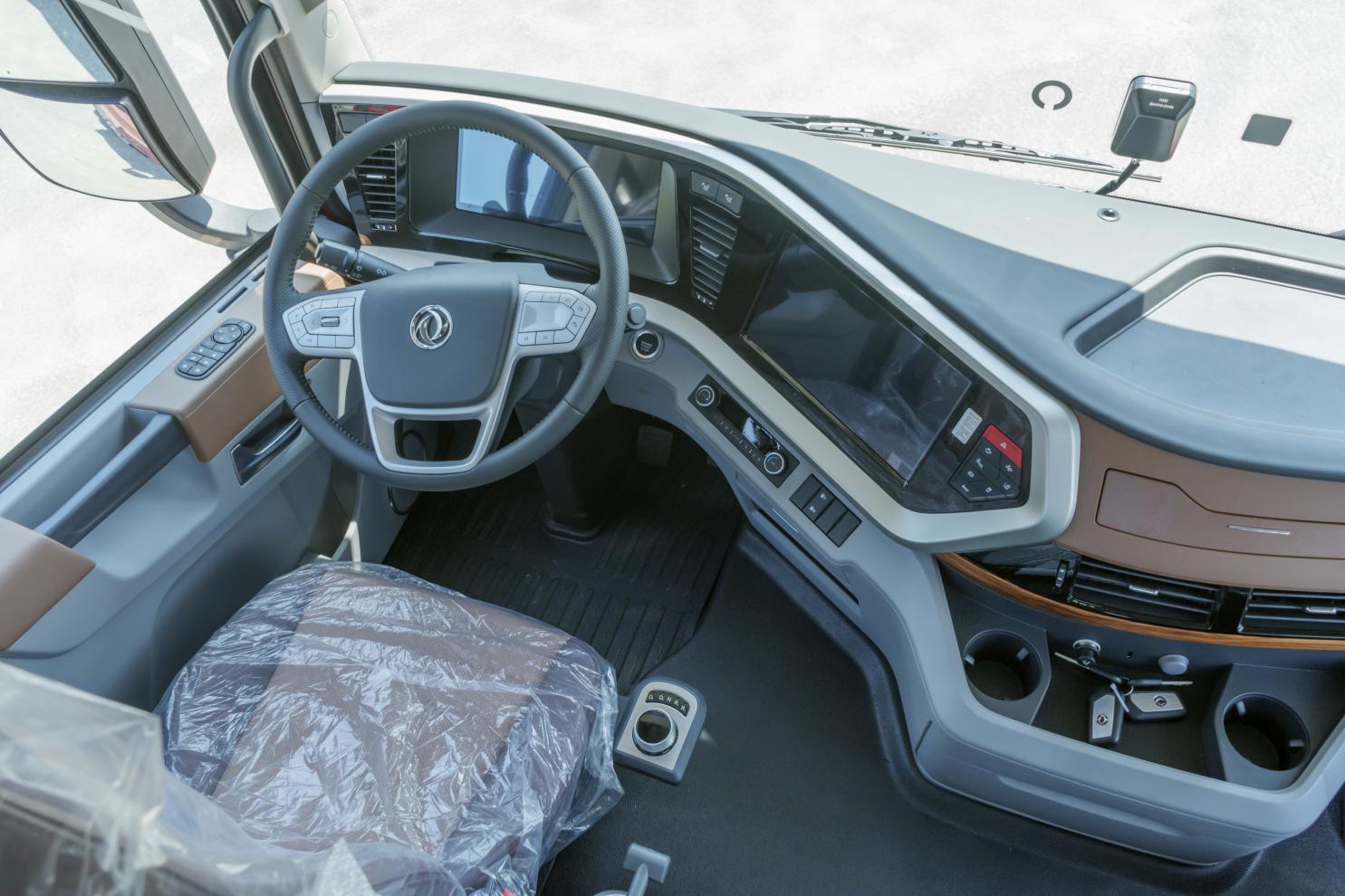 内饰空间优雅大气