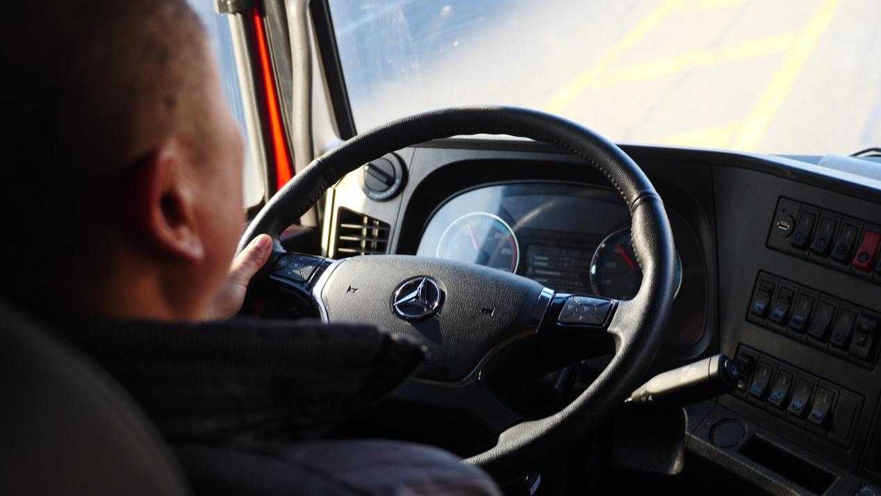 卡车驾驶员-重卡