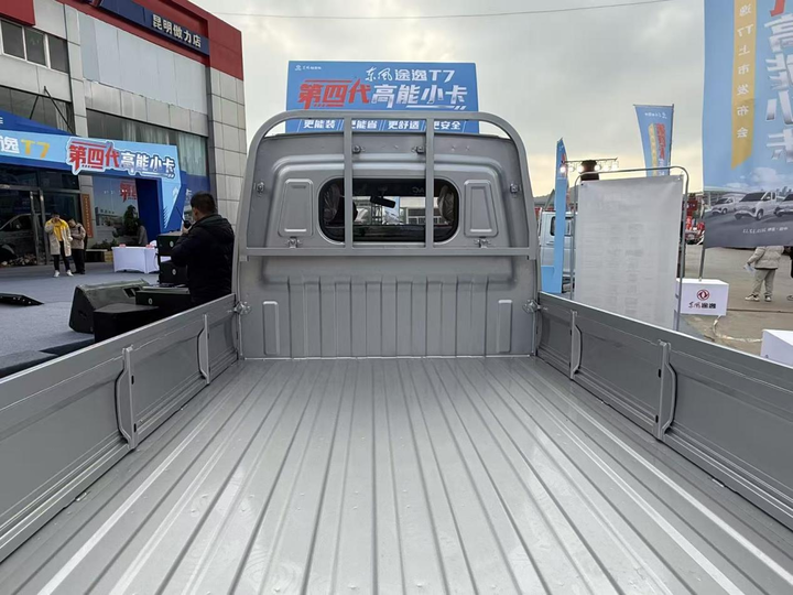 be837c5205d2cad03216d5cbff5073c9