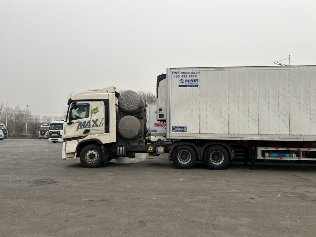 21D1412D-A5C9-4F34-AE48-B17C02B96D2E_1_105_c