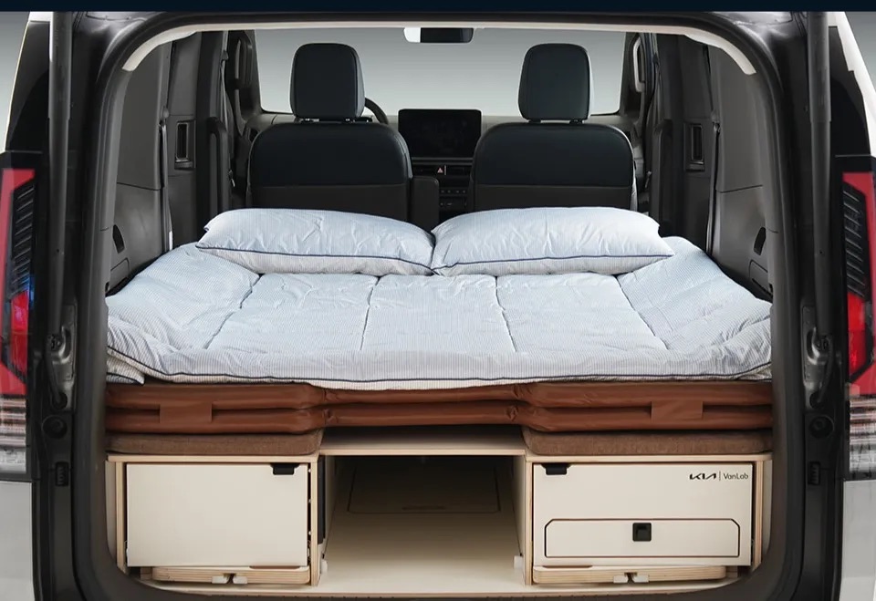Kia-PV5-camping-kit-6