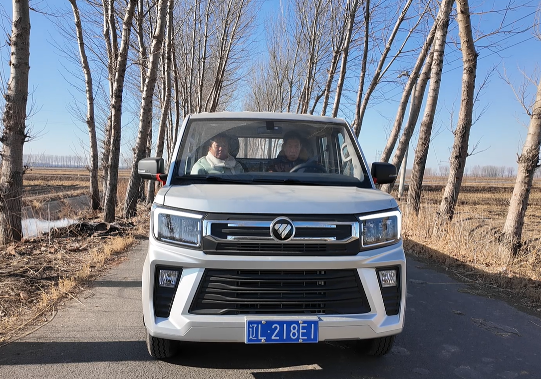 b18fb3f8-2d1f-45e8-a5a9-c27c24d9c76e