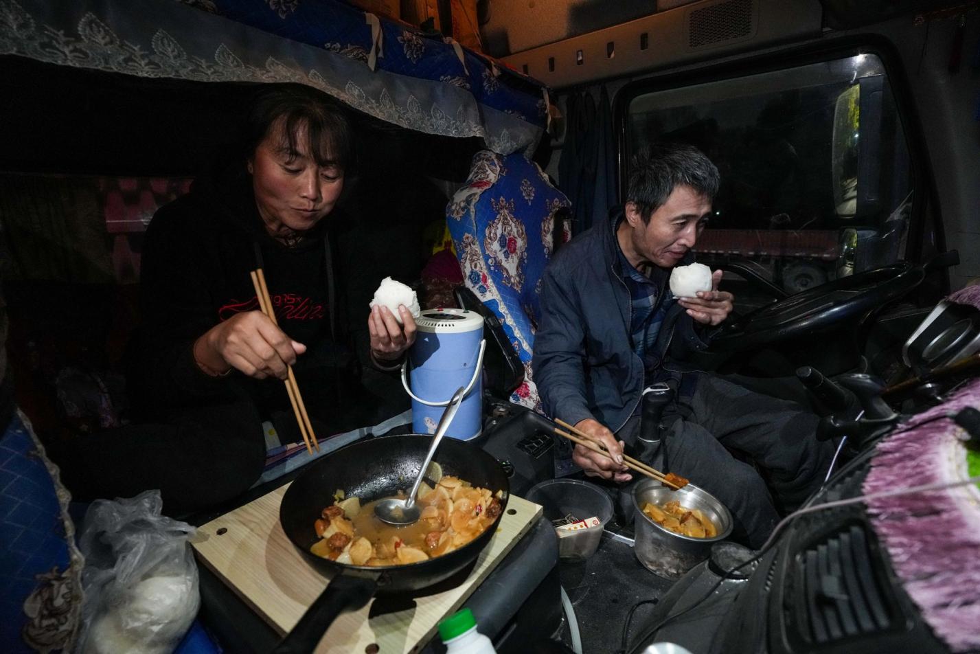 过年不回家