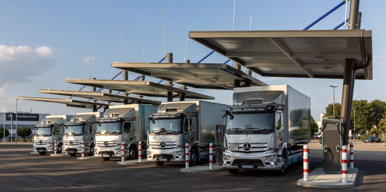 daimler-e-truck-charing-park-01-1